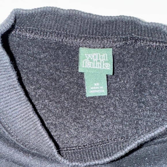 🖤 Women’s Wild Fable Black Cropped Sweatshirt – Size XS - Picture 4 of 6